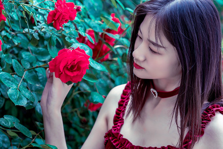 中国人民银行定于7月25日发行大运河金银纪念币一套